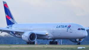 Latam Argentina suspende vuelos entre Buenos Aires y Miami
