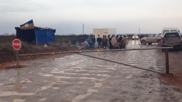 La comunidad Kaxipayiñ reclama su derecho ancestral sobre la tierra.