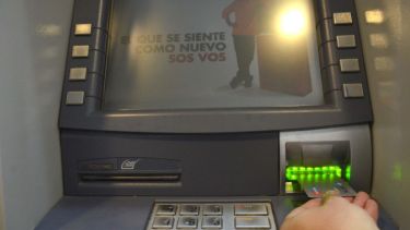 Los estatales de Neuquén cobrarán el aguinaldo este viernes. (archivo)