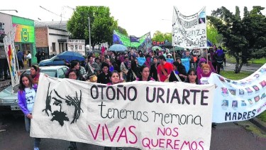 El recuerdo vivo.  Cada año se realiza una marcha para exigir justicia por la joven orense. 