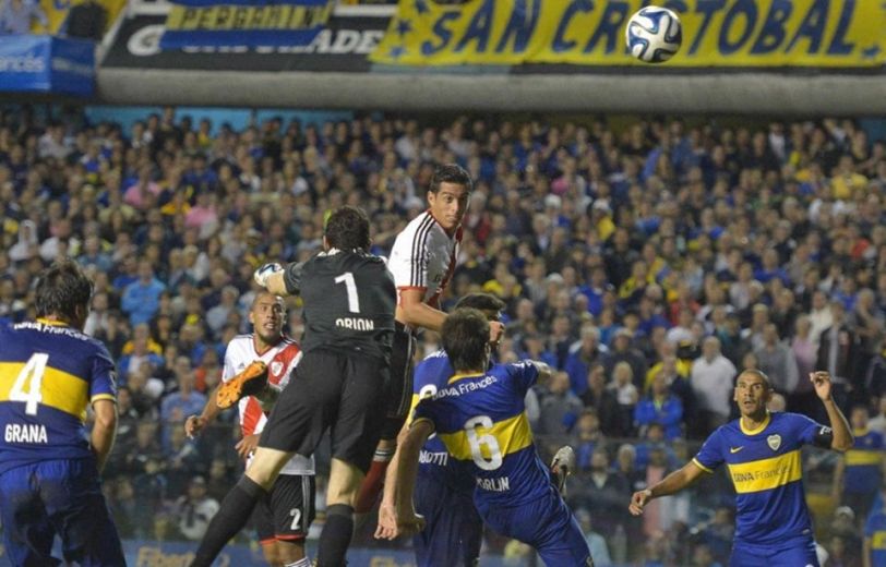 Ramiro saltó más alto que todos y anticipó a Orión para un gol inolvidable.