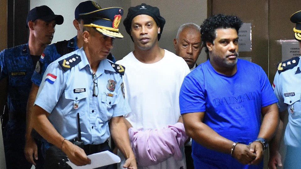 Ronaldinho está preso en Paraguay desde hace 15 días.