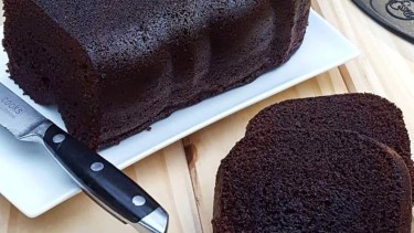 Torta húmeda de chocolate intenso