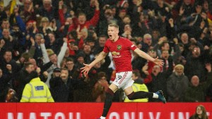 El Manchester United le ganó el clásico al City