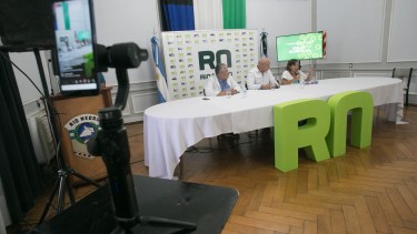 Se realizó una conferencia de prensa por parte del Ministro de Salud Fabián Zgaib; el Secretario de Relaciones Institucionales, Miguel Ledesma, y la Secretaria de Políticas Públicas, Mercedes Iberó. Foto: Pablo Leguizamon.