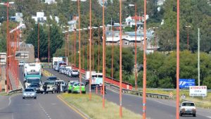 El Puente Basilio Villarino de Viedma y Patagones tendrá reducciones de carril durante esta semana
