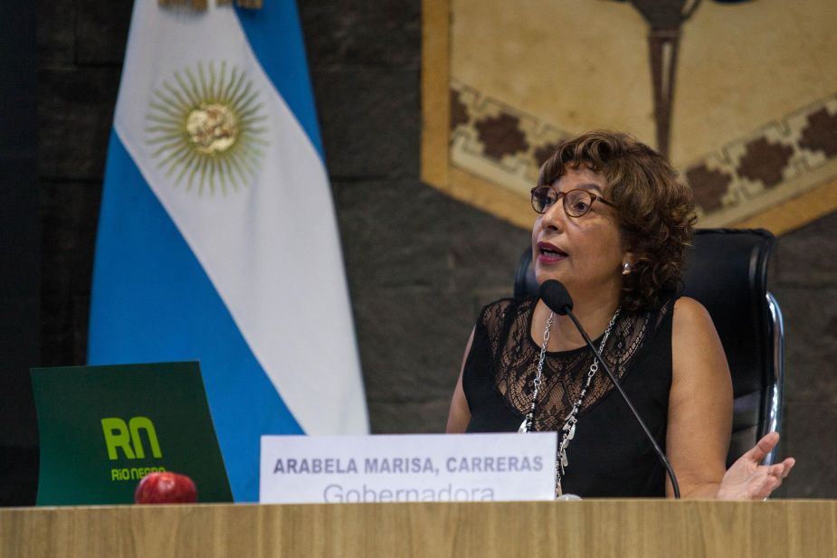 La gobernadora de Río Negro, Arabella Carreras, hizo la apertura de sesiones ordinarias de la Legislatura Rionegrina. 
Foto: Marcelo Ochoa.-