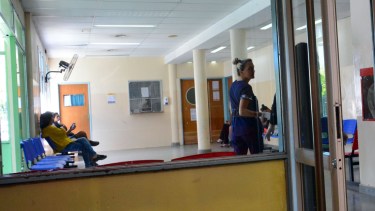La única paciente que dio positivo, se encuentra aislada en el hospital Zatti. (foto: Marcelo Ochoa)