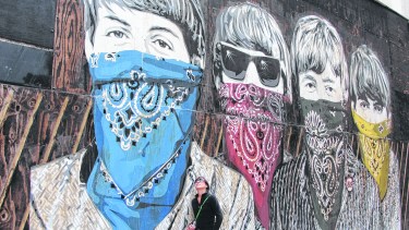 Londres 2012. Los Beatles con el tapabocas 