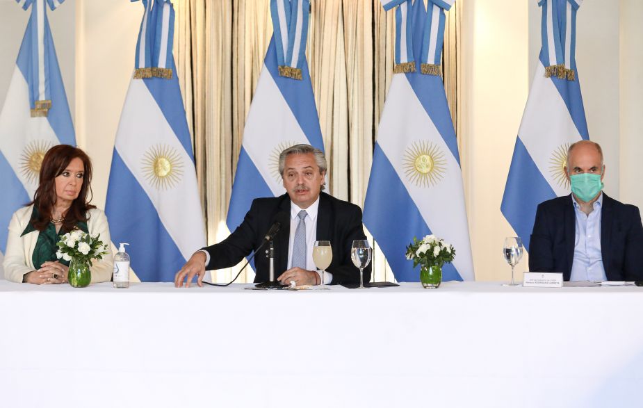 Alberto Fernández encabezó la reunión con gobernadores, acompañado por CFK y Horacio Rodríguez Larreta, entre otros. Foto: presidencia.-