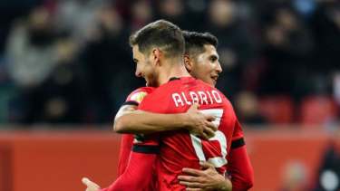 Alario y Palacios, los dos argentinos del Bayer Leverkusen, 5° en la Bundesliga.