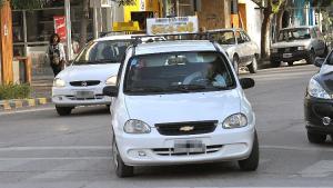 La difícil situación económica de los taxistas en Cipolletti