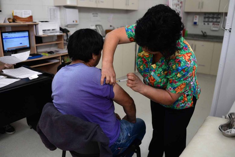 La vacunación antigripal queda suspendida hasta que lleguen nuevas partidas. Foto: Alfredo Leiva