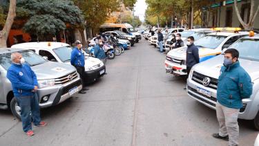 Los móviles de Defensa Civil monitorearán el cumplimiento del aislamiento en la ciudad. (Gentileza).-