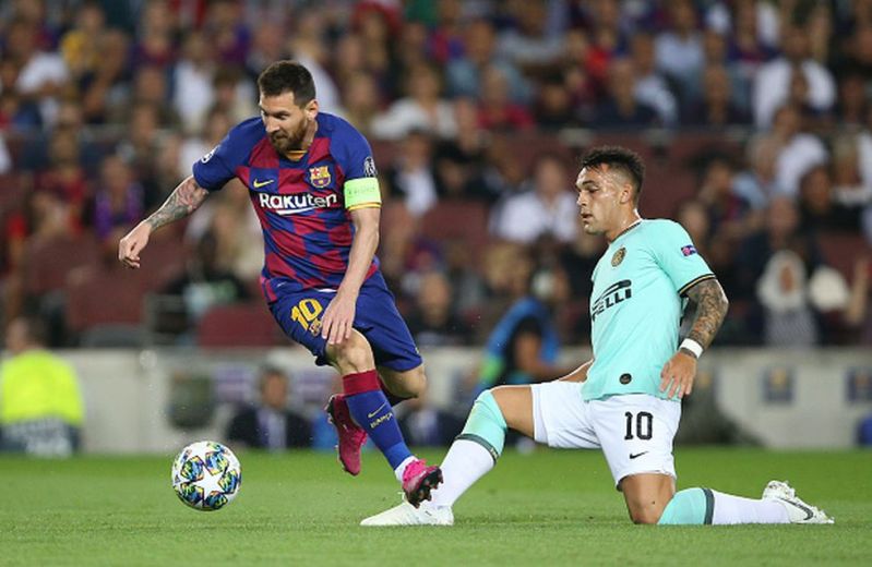 Lautaro Martínez podría ser compañero de Lionel Messi en el Barsa la próxima temporada.