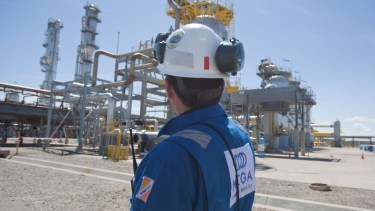 Las instalaciones de Neuquén y Bahía Blanca funcionan con guardias mínimas por la cuarentena.