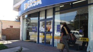 Voladuras con dinamita dejaron sin energía al cerro Perito Moreno