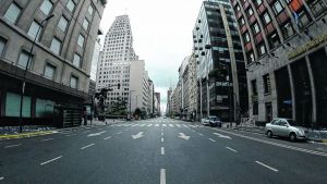 Fernández apunta a una salida gradual de la cuarentena