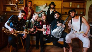 La Fanfarria del Capitán le pone música a “La Casa de Papel”