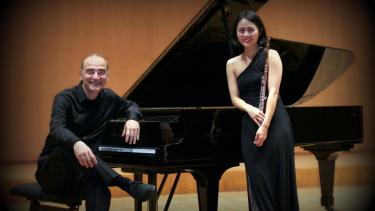 El pianista Martín Kutnowski y la flautista Mina serán parte de la maratón de conciertos de la Escuela Superior de Música de Neuquén.