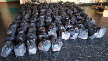 Los módulos alimentarios incluyen una decena de los principales productos de la canasta básica. (Foto: Gentileza).