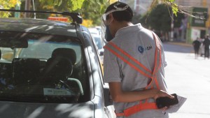 Sin estacionamiento pago en Neuquén: los inspectores deben seguir en cuarentena