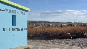 Chichinales: cierran calle de acceso a un barrio