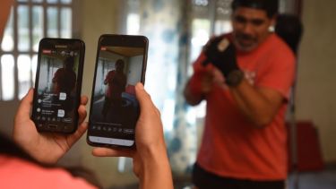 Felix Carrasco dando clases de BOX por streaming CORONAVIRUS. Foto: Gonzalo Maldonado