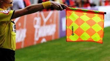 Se acordó la necesidad de analizar y revisar la regla del offside con la intención de proponer cambios para fomenten el fútbol de ataque.