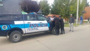 Reclamaban el pago de sus sueldos y los sancionaron por incumplir la cuarentena