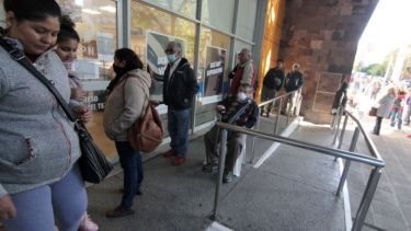 El BPN indicó que el fin de semana mantendrá la misma organización que hoy para la atención. (Oscar Livera).-