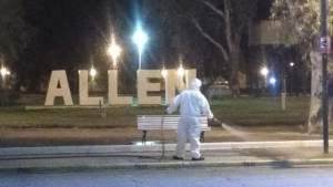 Desinfectan espacios públicos en Allen