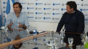 Clausuraron tres comercios abiertos fuera de horario en Neuquén