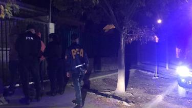 Volvieron a romper la cuarentena para hacer una «juntada» en Zapala