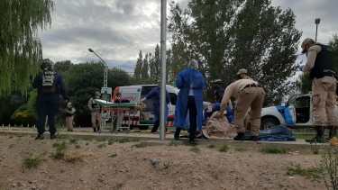 Prefectura Naval Argentina en Linares al fondo, Neuquen