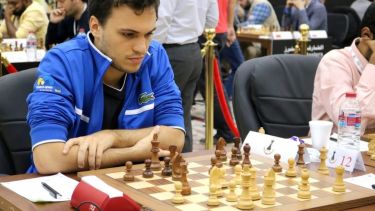 El joven ajedrecista se cansó de ganar títulos y romper récords antes de los 20 años.