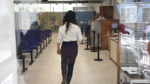 Bancarios permanecen a la espera de novedades del ministerio de Trabajo