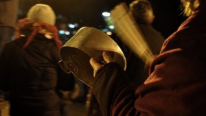 Con cacerolazos reclamaron en el país que no se otorguen prisiones domiciliarias