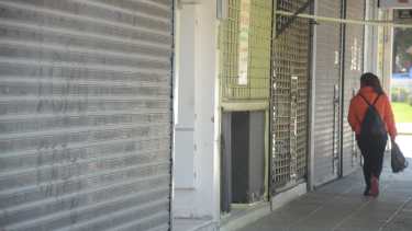 Comerciantes indican que la situación es cada vez más agobiante. Archivo Yamil Regules