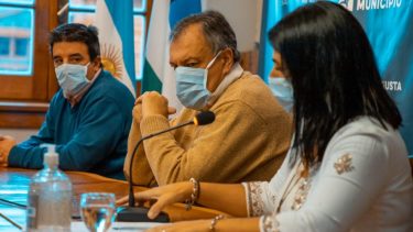 El intendente Gustavo Gennuso ofreció hoy una videoconferencia y apuntó a Chiocconi. Gentileza