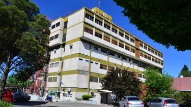 Confirmaron un nuevo caso positivo de Covid-19 en el hospital reginense. (Foto archivo)