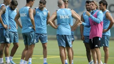 Los futbolistas y el cuerpo técnico aceptaron la rebaja salarial.