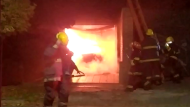 El incendio generó alarma entre los vecinos que residen en esa zona de la ciudad.