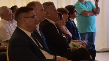 Lucas Pica, Sebastian Caldiero y Elbi Cides, los diputados cipoleños.  (gentileza) 