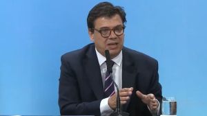 Doble indemnización: el gobierno aseguró que continuará «lo que sea necesario»