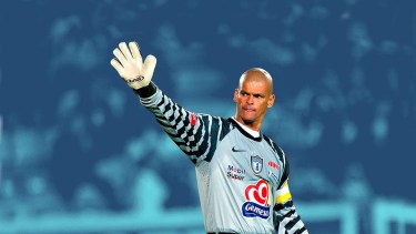 Calero jugó más de 900 partidos como profesional.