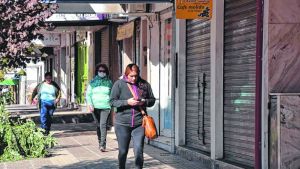 Alertan que subir los precios es delito federal