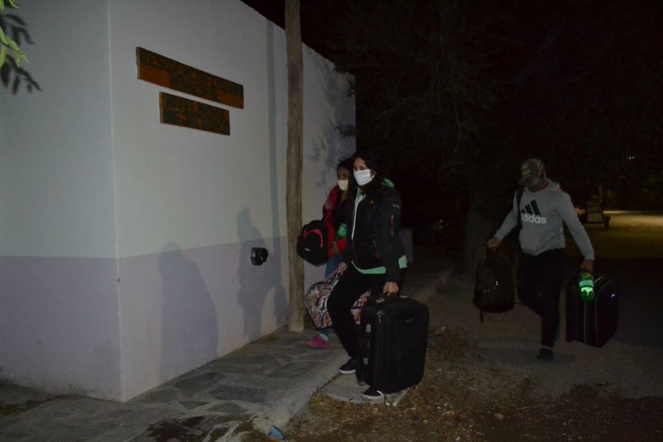 Los estudiantes "repatriados" cumplirán la cuarentena en la Residencia Municipal Femenina. (Foto: Municipio de Jacobacci).