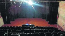 Imagen de Teatros de Neuquén reclaman los subsidios prometidos para la cuarentena