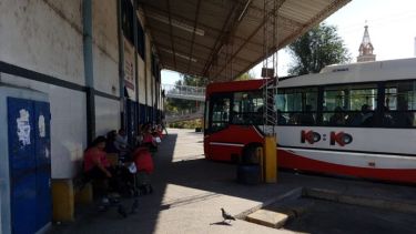 Trabajadores de Ko Ko, cobraron el lunes sus sueldos con descuentos de hasta el 65 por ciento. (Foto archivo)